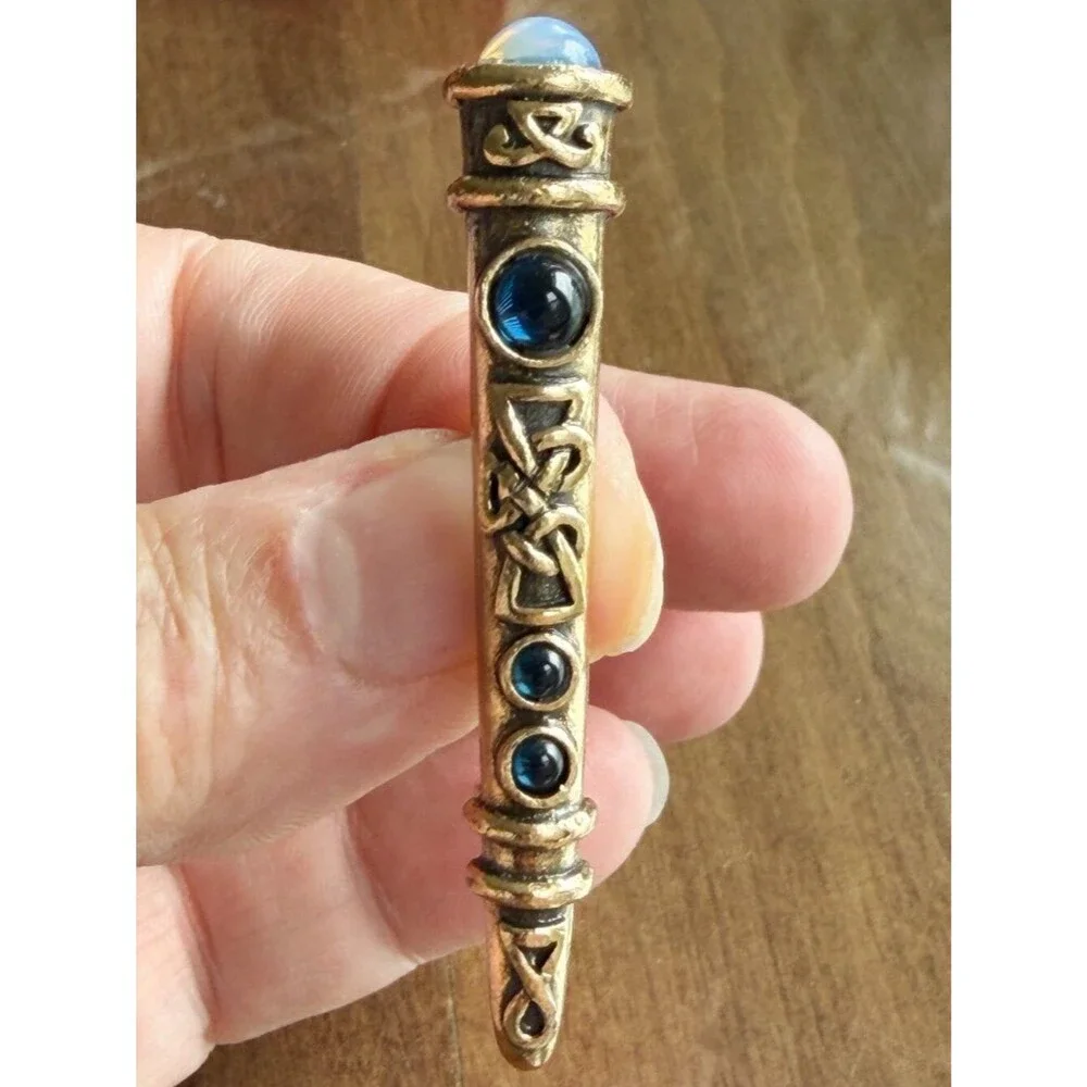 Miracle stunning vintage